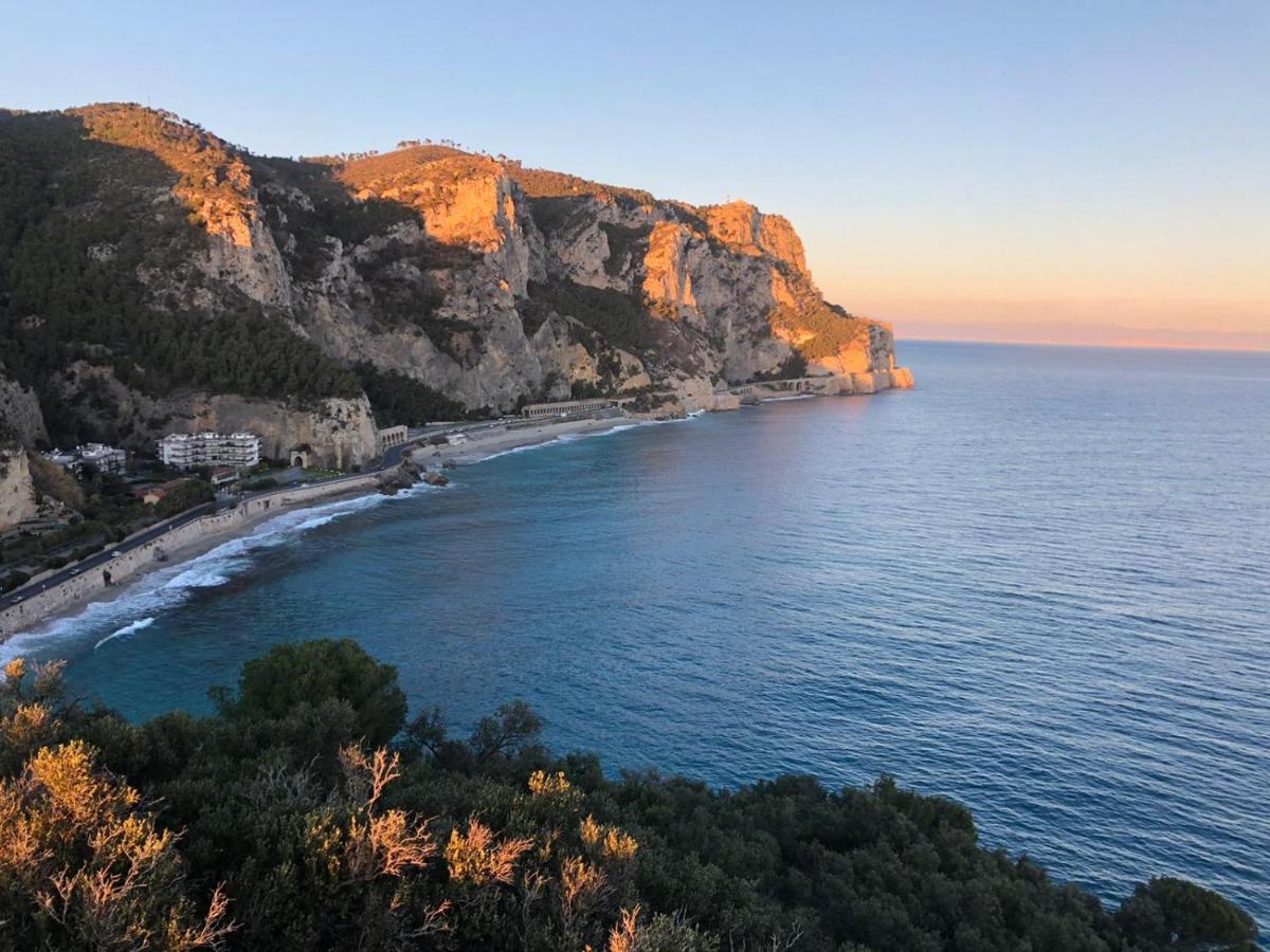 Residence Holidays Pietra Ligure Luaran gambar